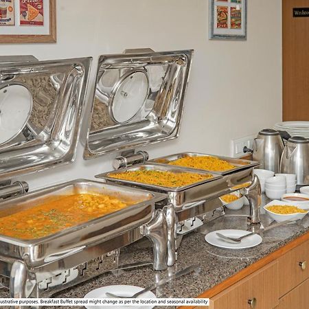 Treebo Sahara Suites 750 M From St Johns Medical College And Hospital Бангалор Экстерьер фото