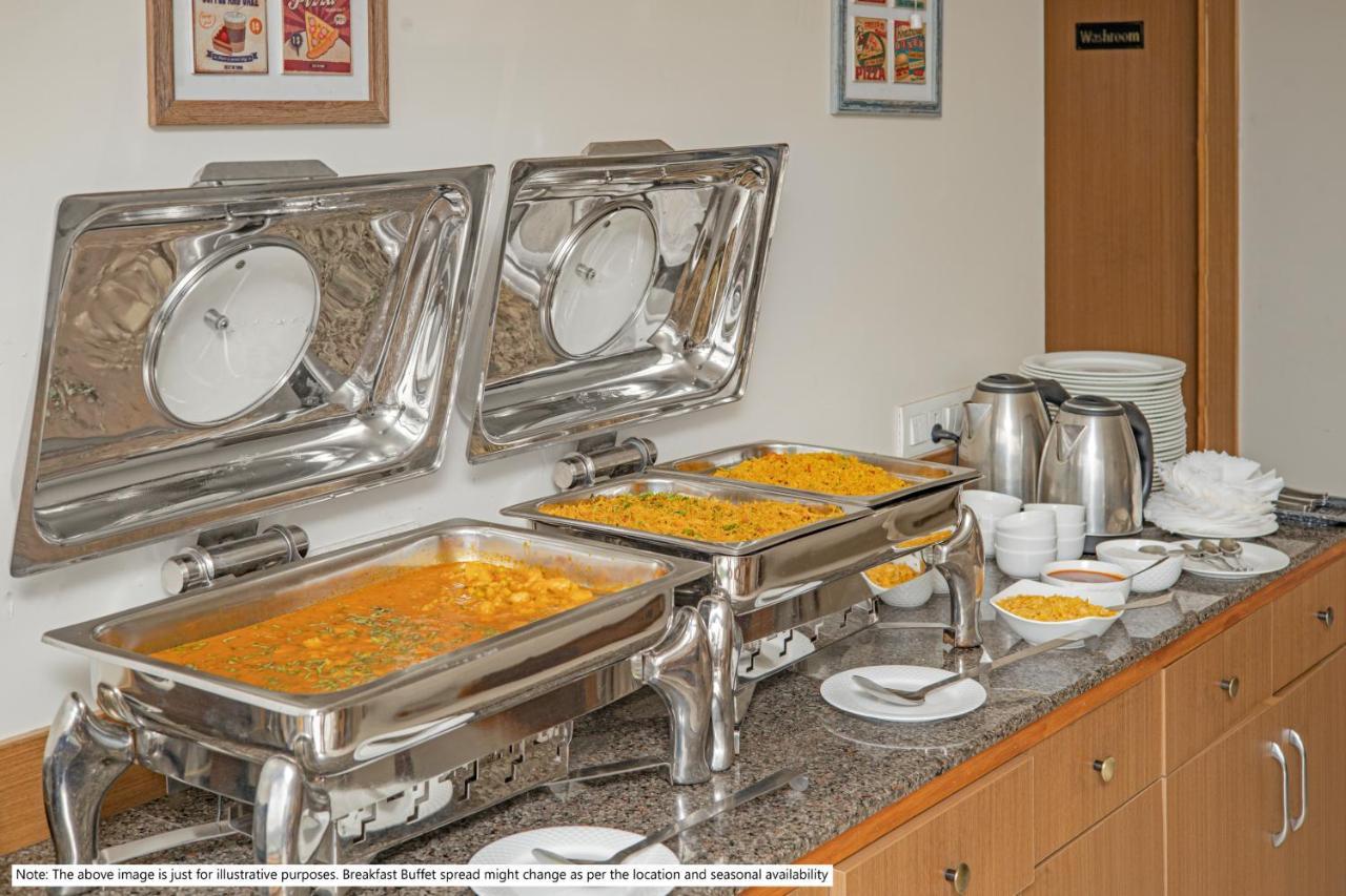 Treebo Sahara Suites 750 M From St Johns Medical College And Hospital Бангалор Экстерьер фото