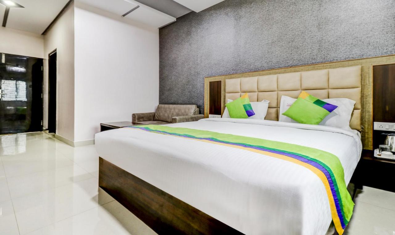 Treebo Sahara Suites 750 M From St Johns Medical College And Hospital Бангалор Экстерьер фото